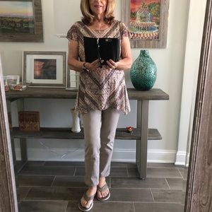 Meet your Posher, Sharon